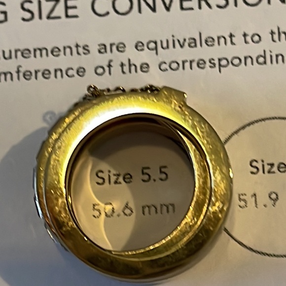 Michael Kors Gold Ring Size 5 1/2 - Picture 3 of 3